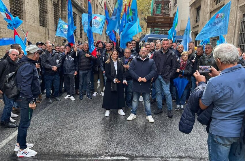  Lavoratori siracusani in presidio a Roma, la Uil: “Chiediamo nazionalizzazione Isab”