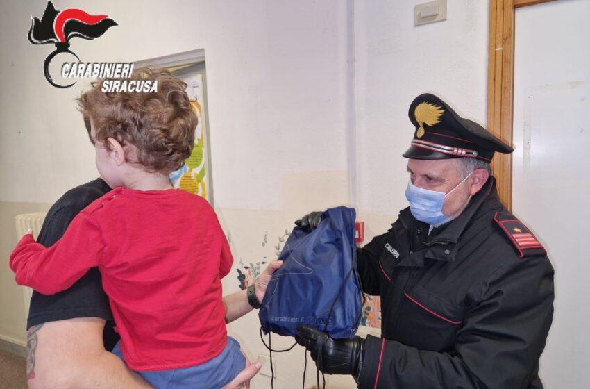  Natale in Pediatria, negli ospedali della provincia i Carabinieri distribuiscono doni