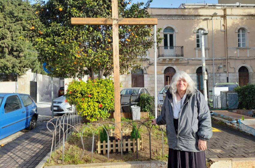 La donna che portava la Croce a Siracusa: la storia di Cettina