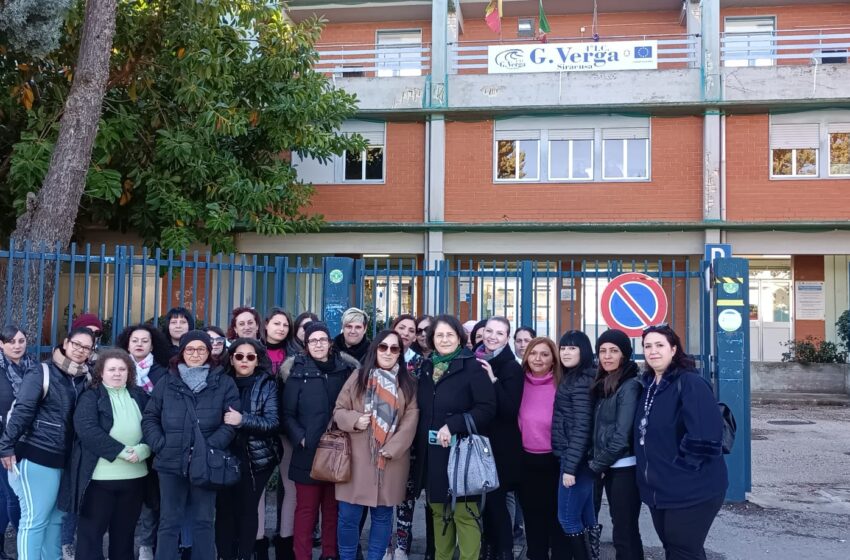 Il comprensivo Verga verso lo smembramento, mamme sul piede di guerra: "Intervenga il Comune"