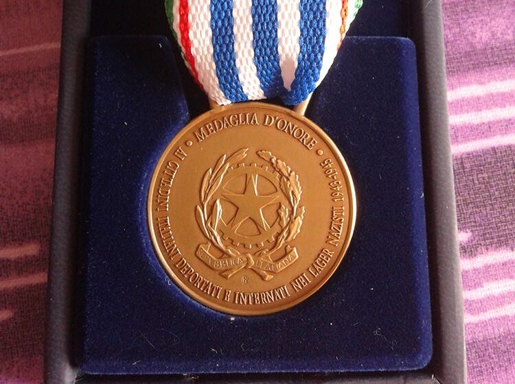  Giorno della Memoria, cerimonia a Priolo: medaglia d'onore per Angelo Ciccio, deportato