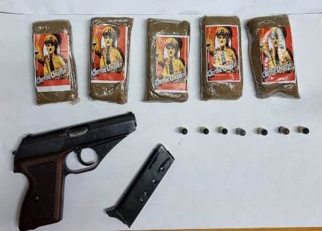  Sequestrata una pistola e arrestato spacciatore con mezzo chilo di hashish a Pachino