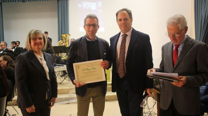  Premio "Informazione Radiofonica" per FMITALIA, in primo piano nel panorama regionale