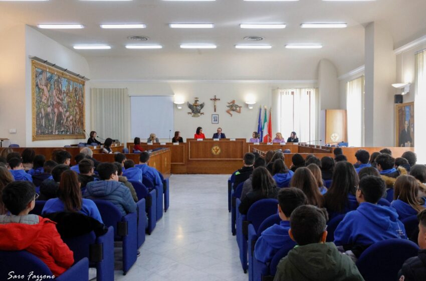  Mellilli, cerimonia di premiazione del concorso scolastico "Lettera alla Garante"