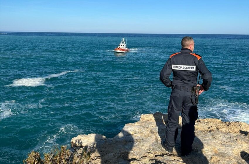  Salva due ragazzi e cade in acqua: disperso alla Marchesa, ricerche in corso