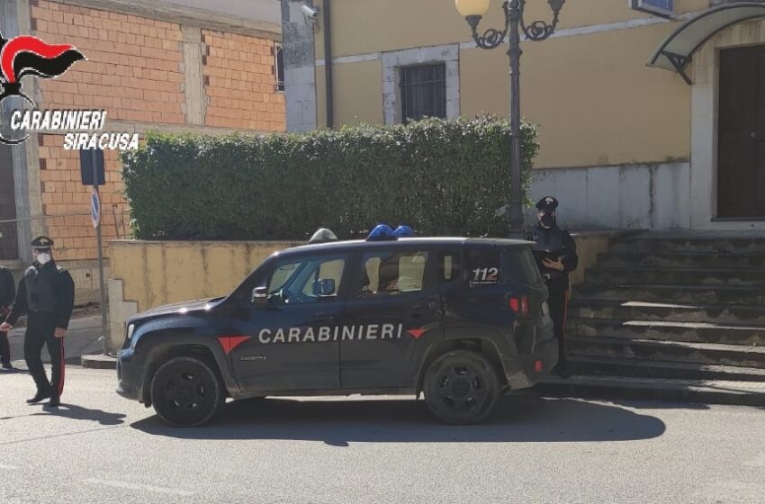  Un bar come ritrovo per pregiudicati: i Carabinieri lo chiudono per sette giorni