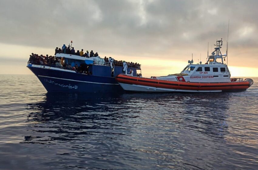  Oltre mille migranti soccorsi nelle ultime ore a largo delle coste siracusane
