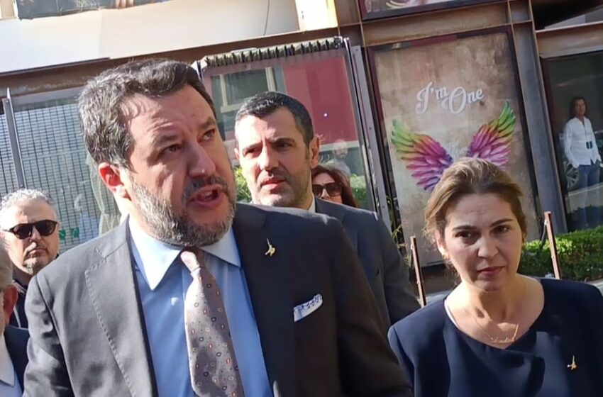  Il ministro Salvini a Siracusa: "Decreto Ponte in settimana, seguire transizione energetica"