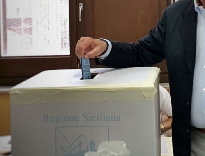  Siracusa al ballottaggio: alle 23 affluenza del 29,29%