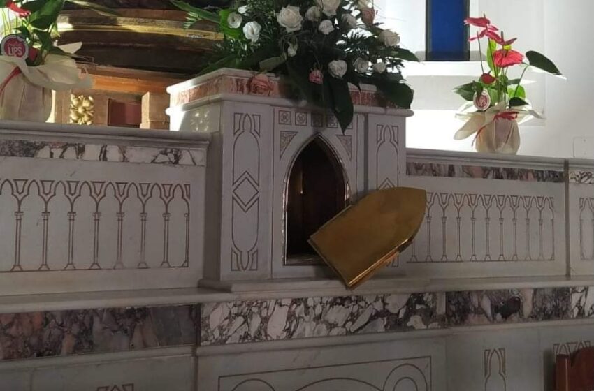 Furto in chiesa a Grottasanta, preso di mira il tabernacolo con le Ostie:  E' un sacrilegio 