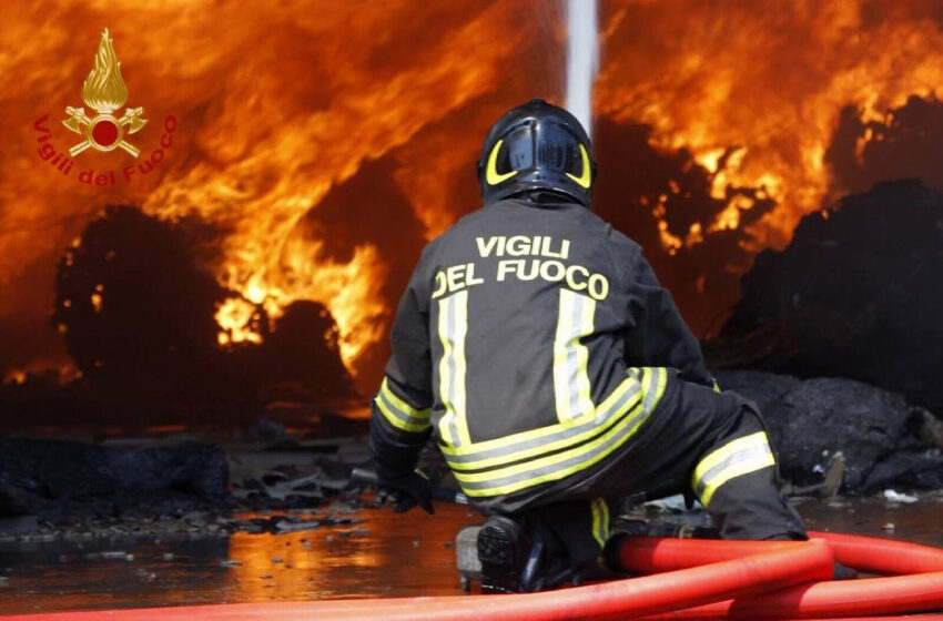  Niente rinforzi per i Vigili del Fuoco in Sicilia, Scerra: “Governo disattento verso il Sud”