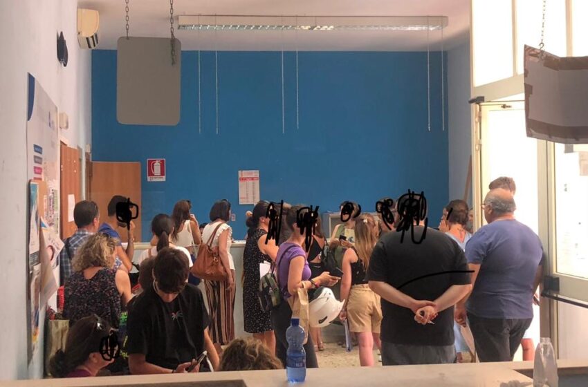 Centri per l’Impiego: “caos negli uffici e dipendenti a rischio”, mobilitazione e sit-in a Palermo