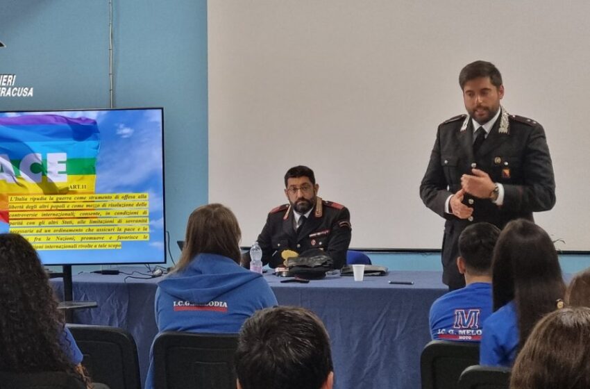  I carabinieri incontrano gli studenti del “Melodia”,  a scuola di legalità