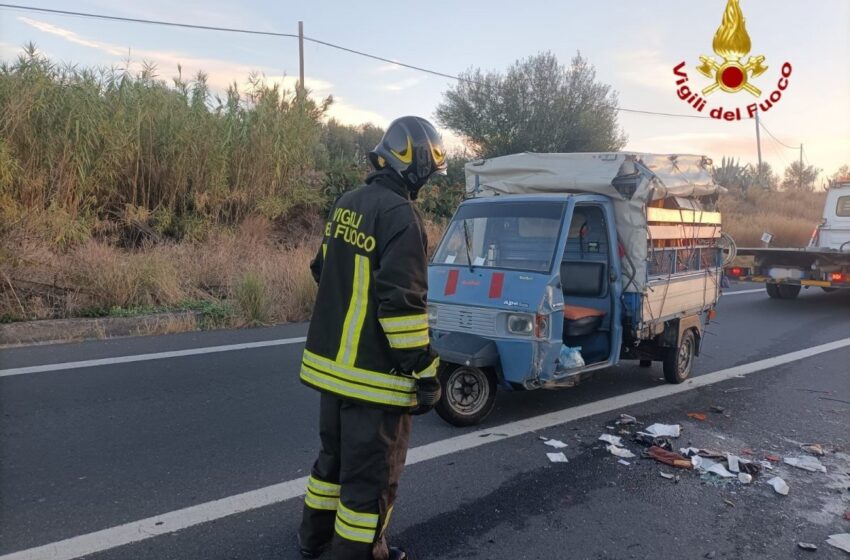  Motoape si ribalta sulla Statale 194, due feriti in ospedale a Lentini