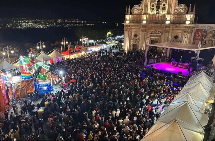  Verso il Carnevale di Melilli, carri allegorici e maestosità dei festeggiamenti