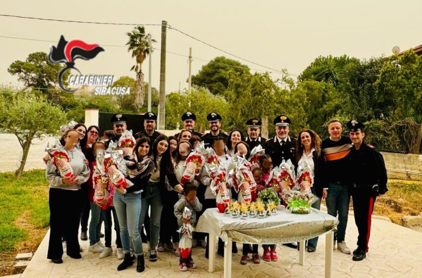  I Carabinieri di Priolo donano uova di Pasqua ai piccoli della “Casa dei Bambini”