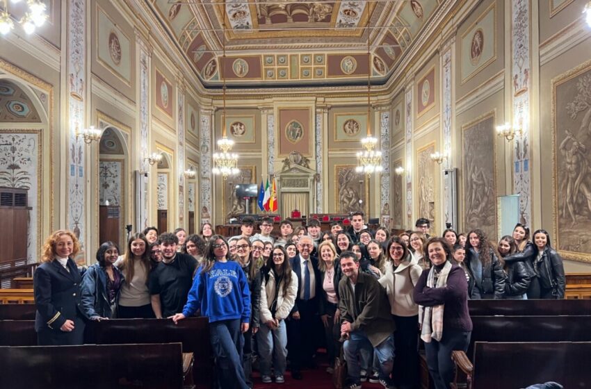  Studenti siracusani visitano l’Ars a Palermo, Gilistro “Avvicinare le Istituzioni ai più giovani”