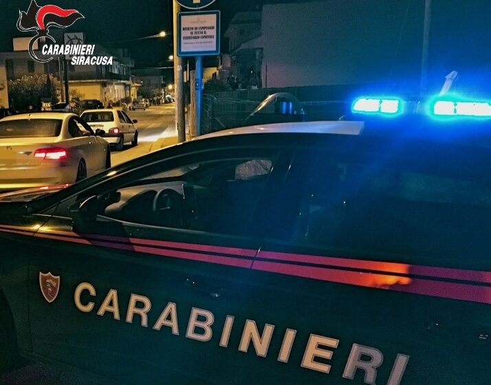  Ubriaco aggredisce barista che non gli somministra da bere e si scaglia anche contro i Carabinieri: arrestato