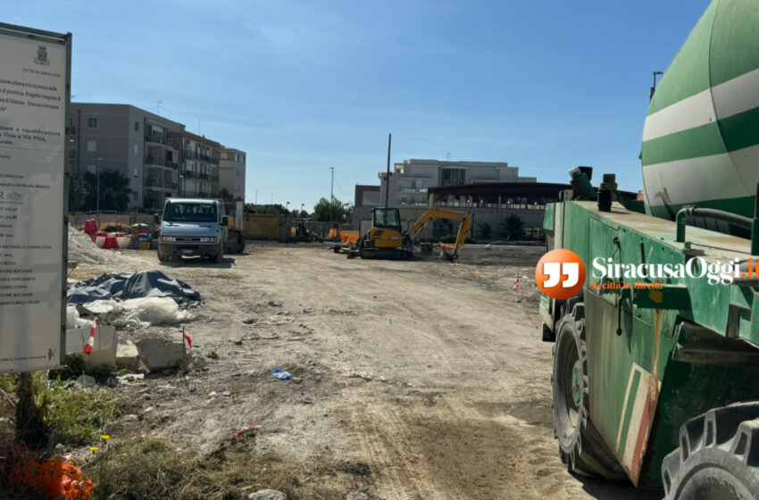  Slitta l’apertura del parcheggio a servizio per via Tisia, il M5S: “Mancano i materiali?”