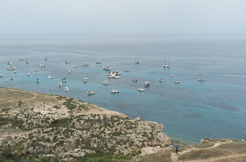 Fine settimana in barca, occhio alle distanze da spiaggia e costa