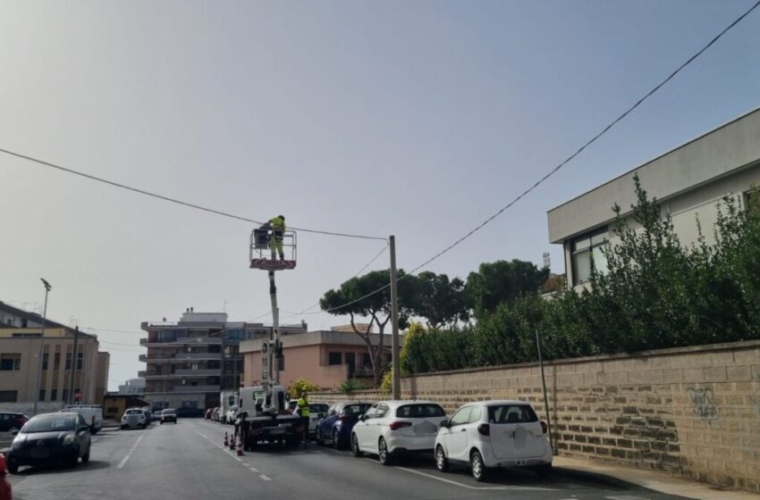 Il relamping che lascia al buio Siracusa, ora tocca a via Polibio. Ma le promesse correzioni?