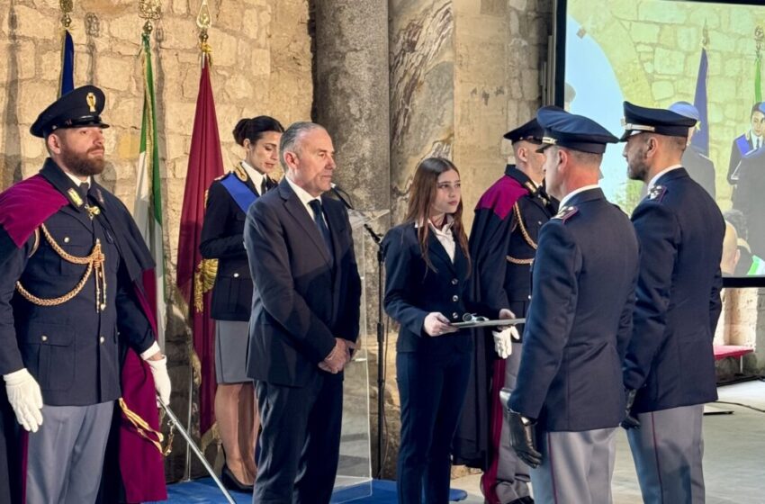 Festa della Polizia, encomi e lodi agli agenti che si sono distinti in servizio. Ecco chi sono