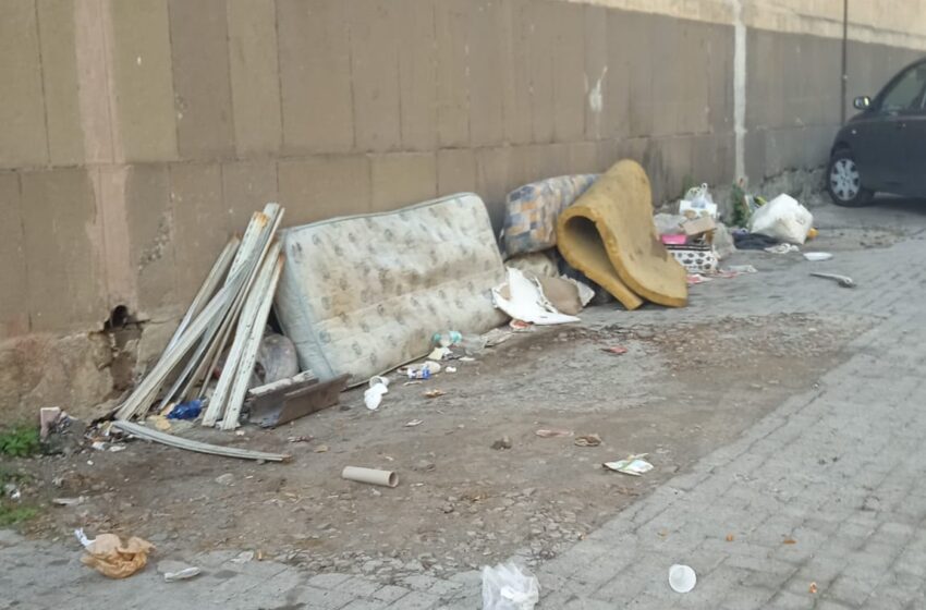  Francofonte, micro discarica a due passi da scuola. Disposta la bonifica