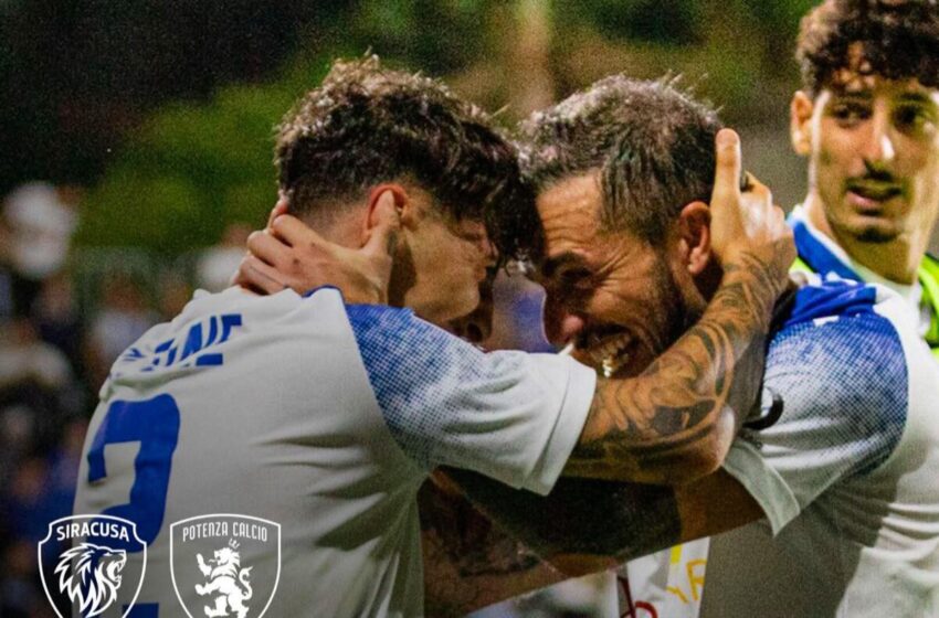  Arriva la scintilla, il Siracusa ribalta il Potenza: 2-1