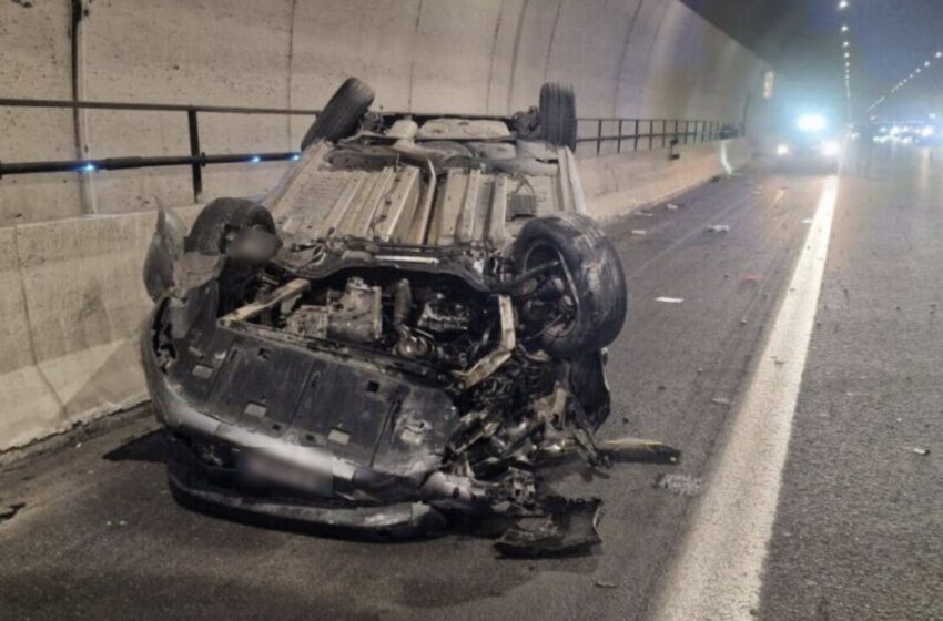  Auto si ribalta in galleria, incidente autonomo sulla Catania-Siracusa