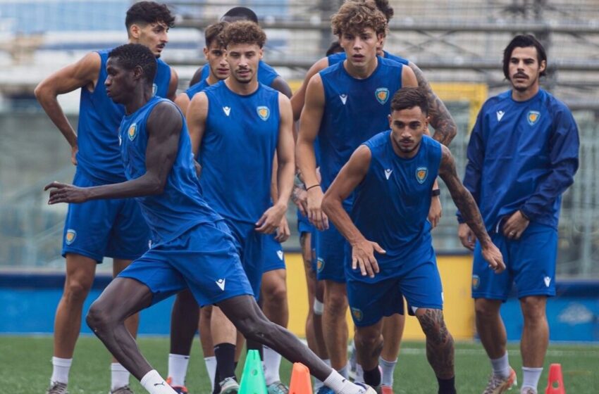  Siracusa, media punti (0,3) da retrocessione diretta