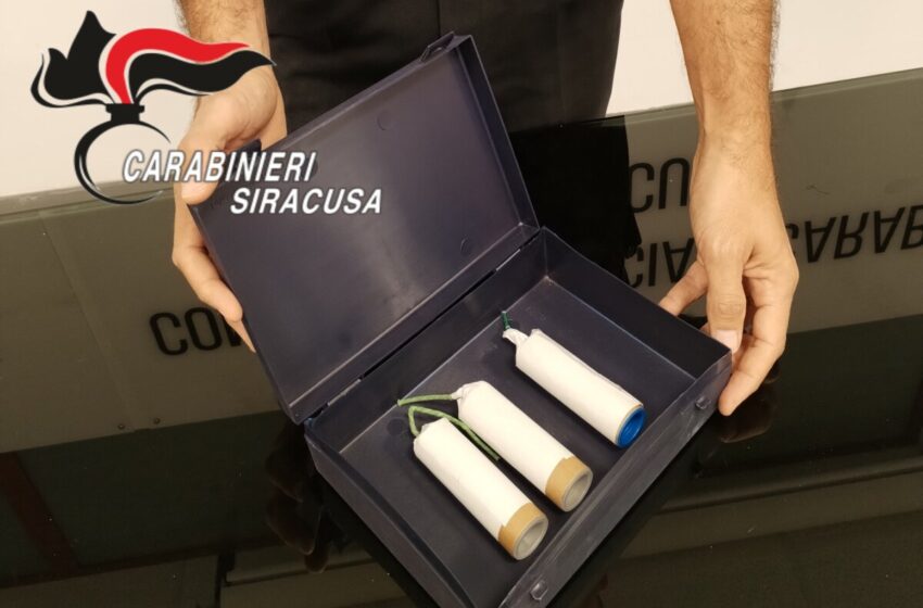  In via Immordini con tre candelotti esplosivi artigianali, denunciato un 20enne