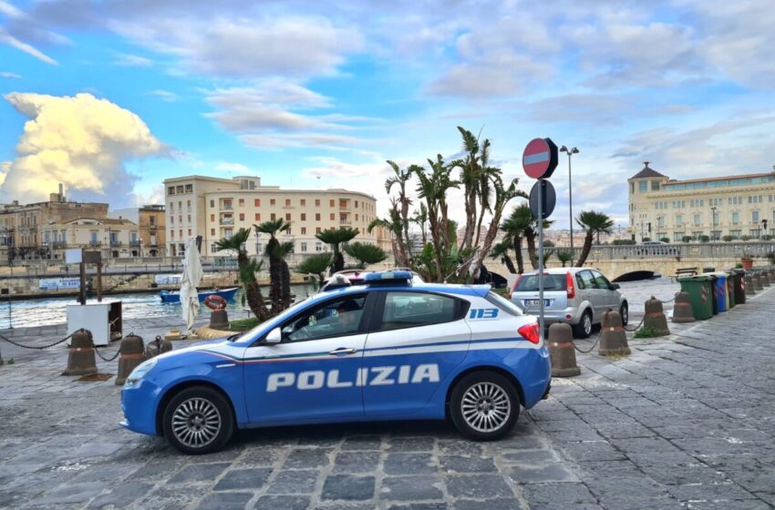  Controlli della Polizia, denunciato 39enne con arnesi da scasso