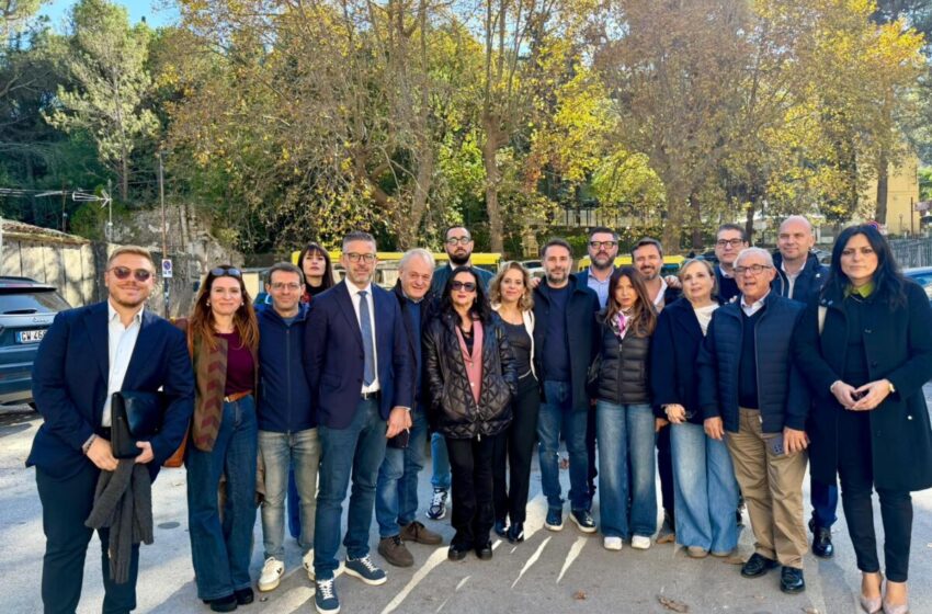  Mozione di sfiducia al presidente della Regione Schifani, l’annuncio di M5S, Pd e Controcorrente