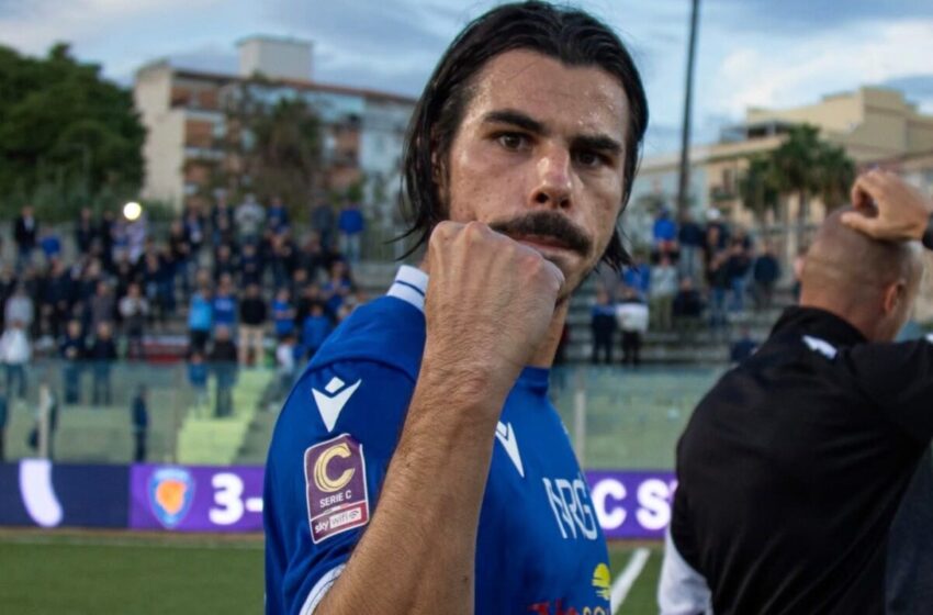  Zanini, gol in 30 secondi. E’ lui il “fulmine azzurro” che entra nella storia del Siracusa