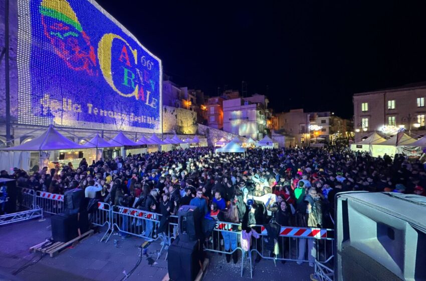  Carnevale con FMITALIA, questa sera festa a Palazzolo. Ieri gran successo a Melilli