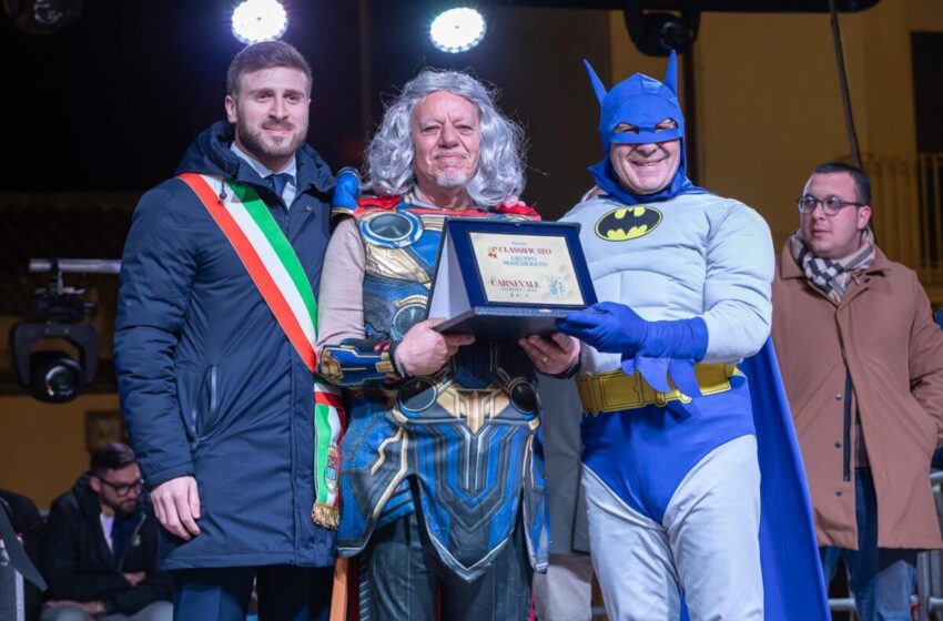  Floridia, cala il sipario sul Carnevale 2026: premiati carri e gruppi mascherati