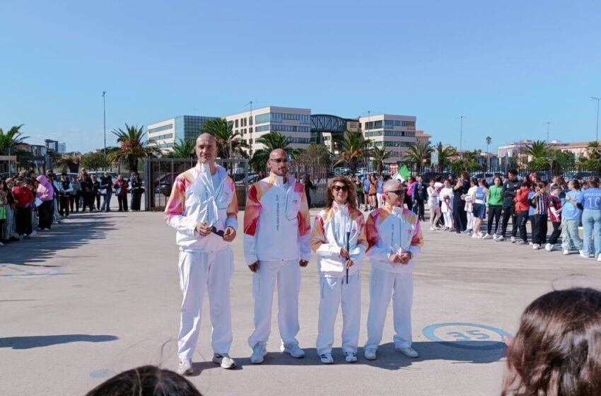  Giochi olimpici invernali, al comprensivo Costanzo la Fiamma dei Valori con volti noti dello sport