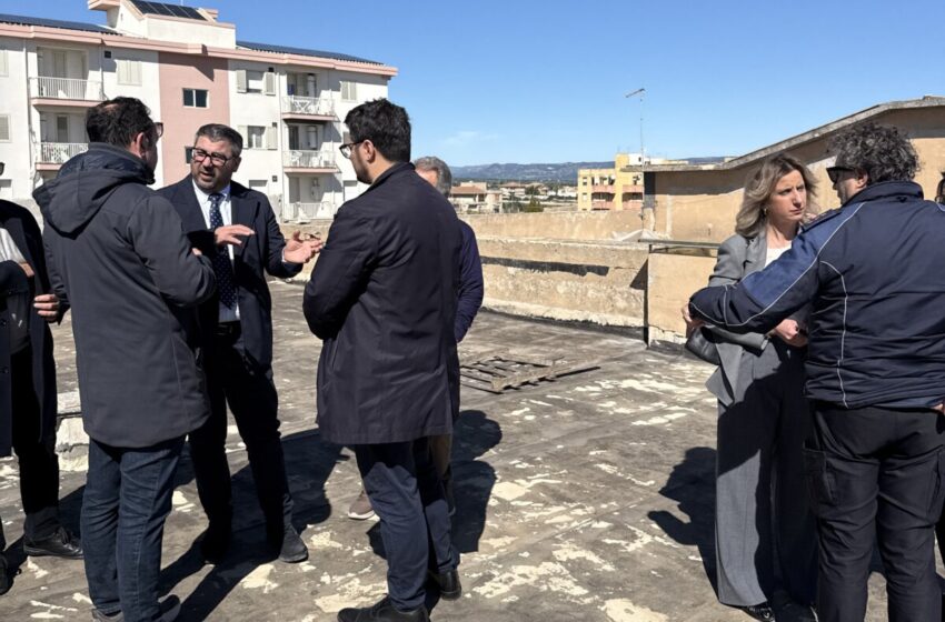  Rosolini. Case popolari, riparte la riqualificazione dell’edificio di via Errante