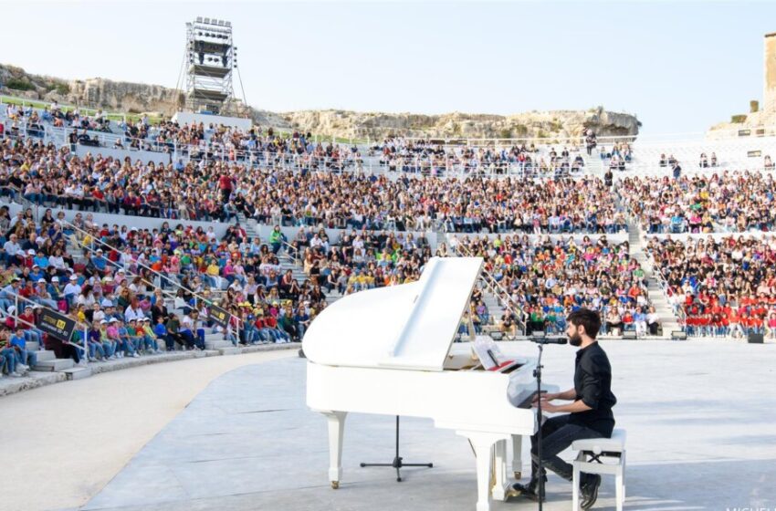  Ernesto Marciante, pianista siracusano che ha conquistato mezzo milione di followers