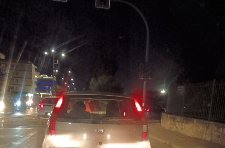  Incidente tra viale Teracati e via Romagnoli: ferito un ciclista