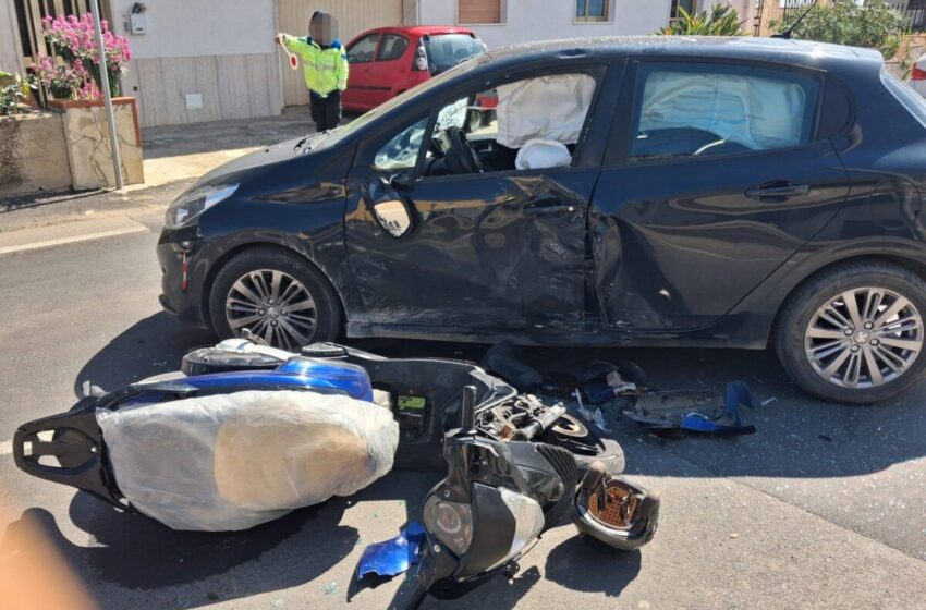  Altra giornata segnata da incidenti stradali. A Cassibile due feriti nello scontro tra auto e moto