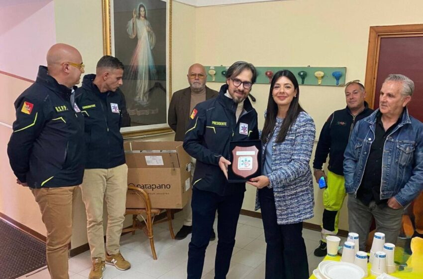  Nuove divise ai 2 mila soccorritori Seus 118: la distribuzione parte da Avola