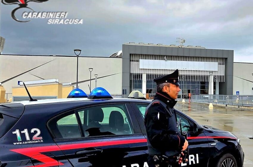  Chiamata al 112 e una coppia viene arrestata al Centro Commerciale