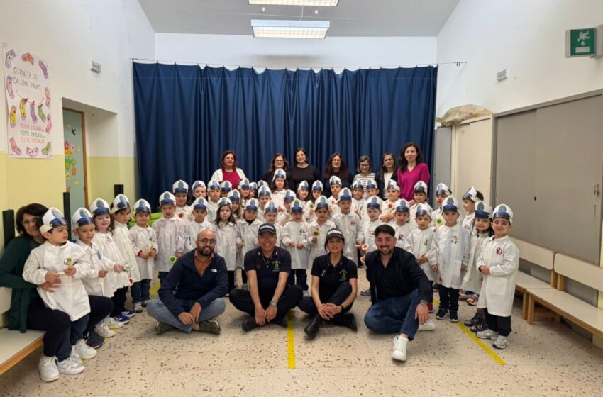  Ferla. A lezione di regole con il vigile urbano: progetto legalità a scuola
