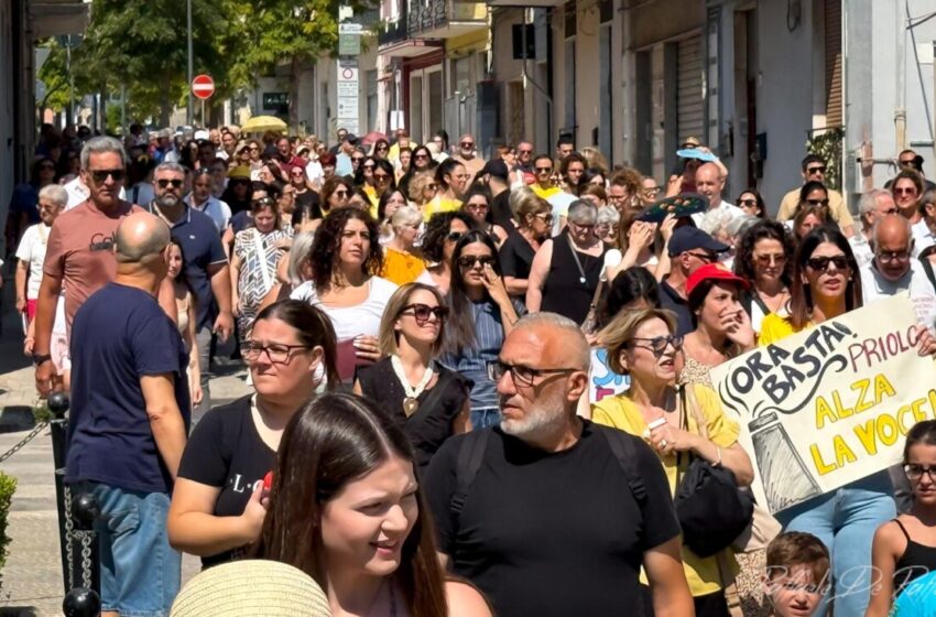  Priolo Gargallo, corteo contro l’inquinamento: «La salute non è negoziabile»