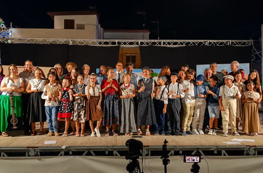  Solarino, applausi per la commedia dialettale “XI Comandamento: Nun sparrari”