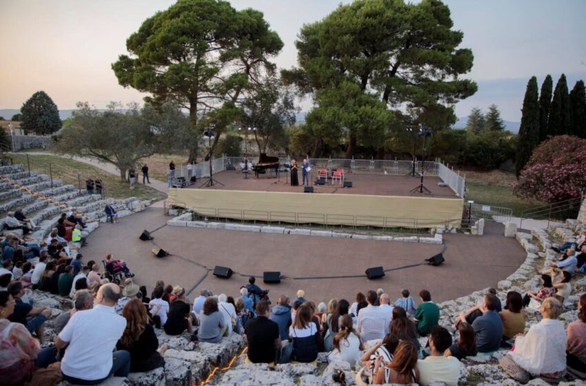  Palazzolo, al teatro di Akrai la serata dei Talenti iblei: borsa di studio a Carbonaro e Drago