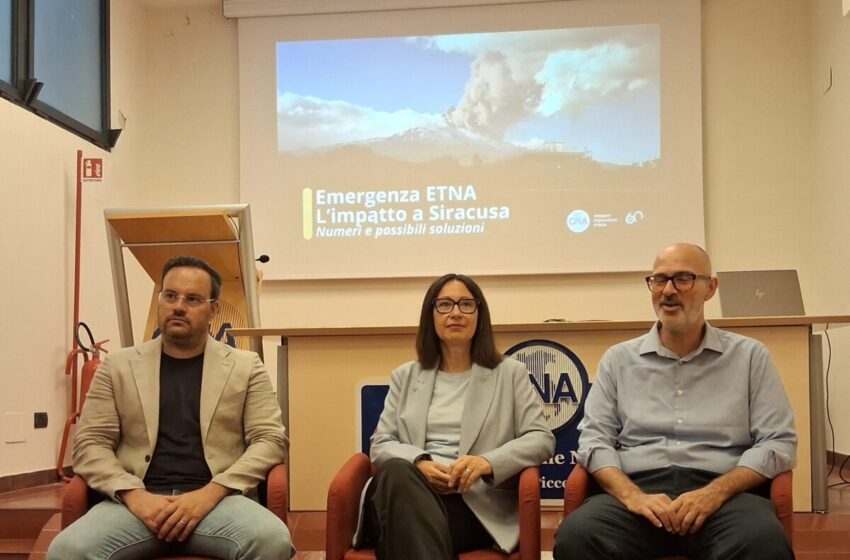  Aeroporto, l’emergenza Etna costa al turismo siracusano tra 6 e 8 milioni di euro