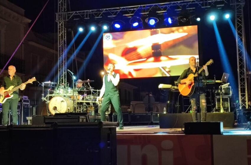  Canicattini. Igor Minerva conquista la piazza, il 14 Agosto il Festival del Rifugiato e il 15 Lello Analfino & T Orkestar