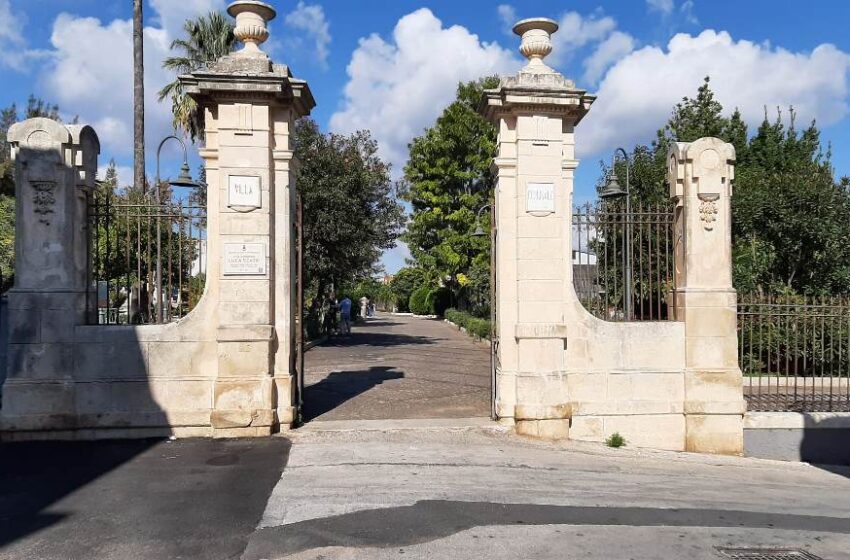  La Villa comunale di Canicattini chiusa per lavori di manutenzione